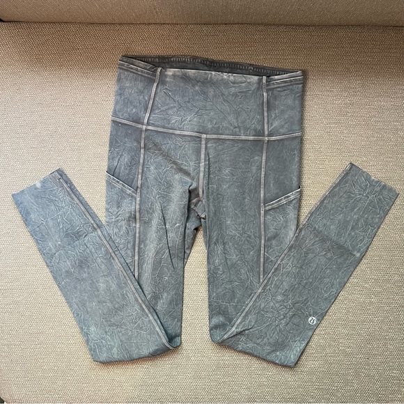 lululemon fast and free - ice dye size 4 - Picture 7 of 8